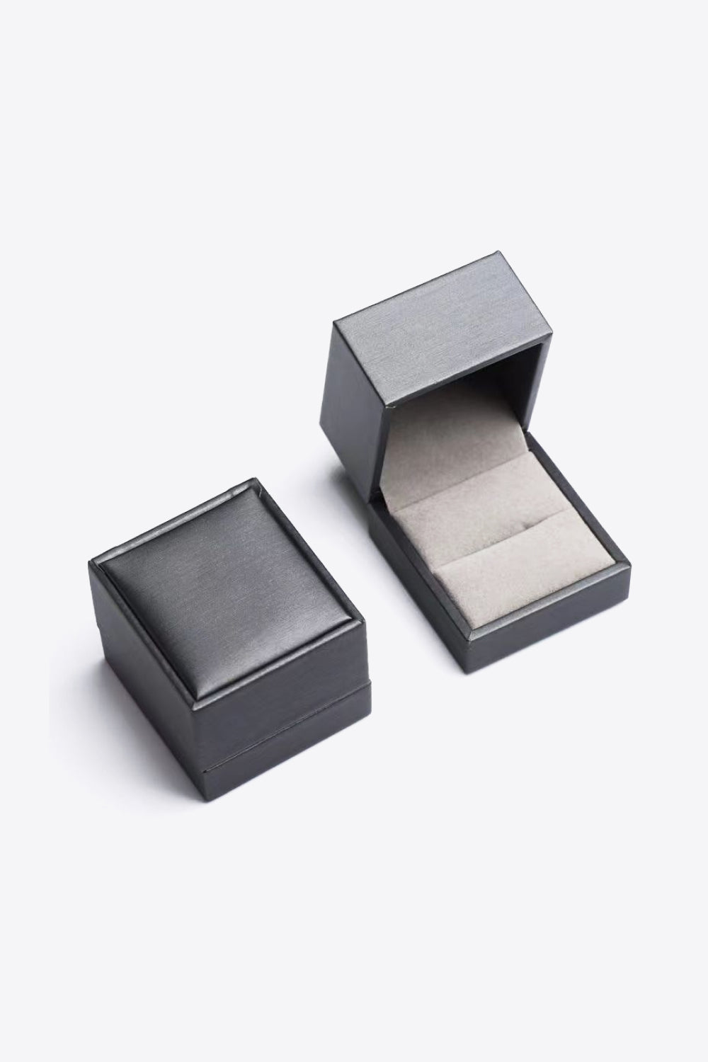18K Platinum-Plated 5 Carat Moissanite Side Stone Ring - TJ Outlet